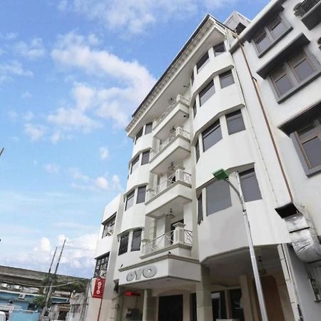 Capital O 297 45 Residence Джакарта Экстерьер фото